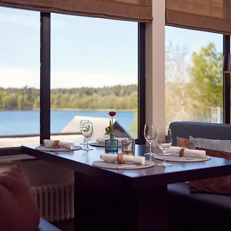 Van Der Valk Naturresort Drewitz Отель 4*