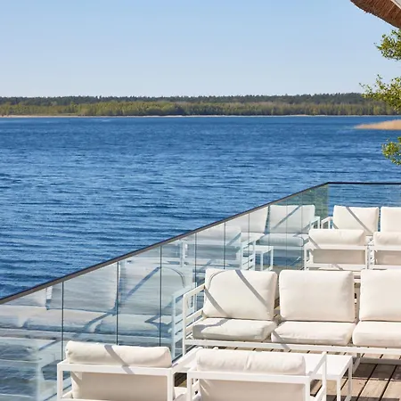 Van Der Valk Naturresort Drewitz Отель Nossentiner Huette