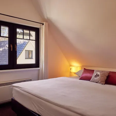 Отель Van Der Valk Naturresort Drewitz Nossentiner Huette